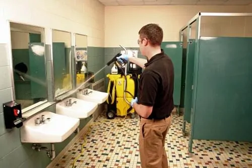 disinfestazione scarafaggi scuole Abano Terme